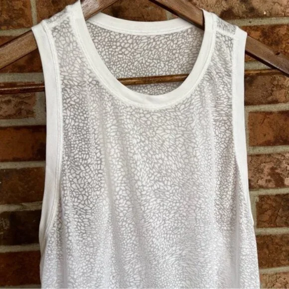 Lululemon  ^* Timeless Classic Tank Polar Shift Veil White. EUC - Picture 6 of 11